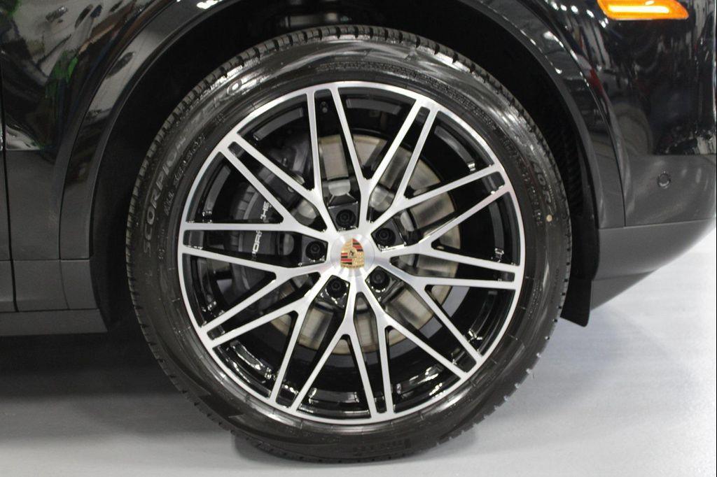 new 2026 Porsche Cayenne car, priced at $127,640