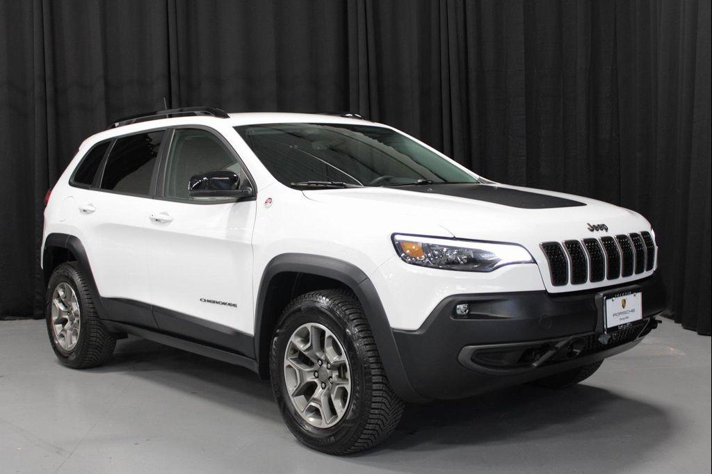 used 2022 Jeep Cherokee car, priced at $25,888