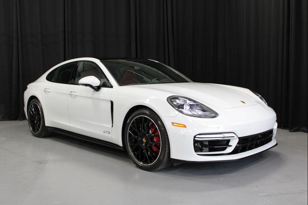 used 2022 Porsche Panamera car