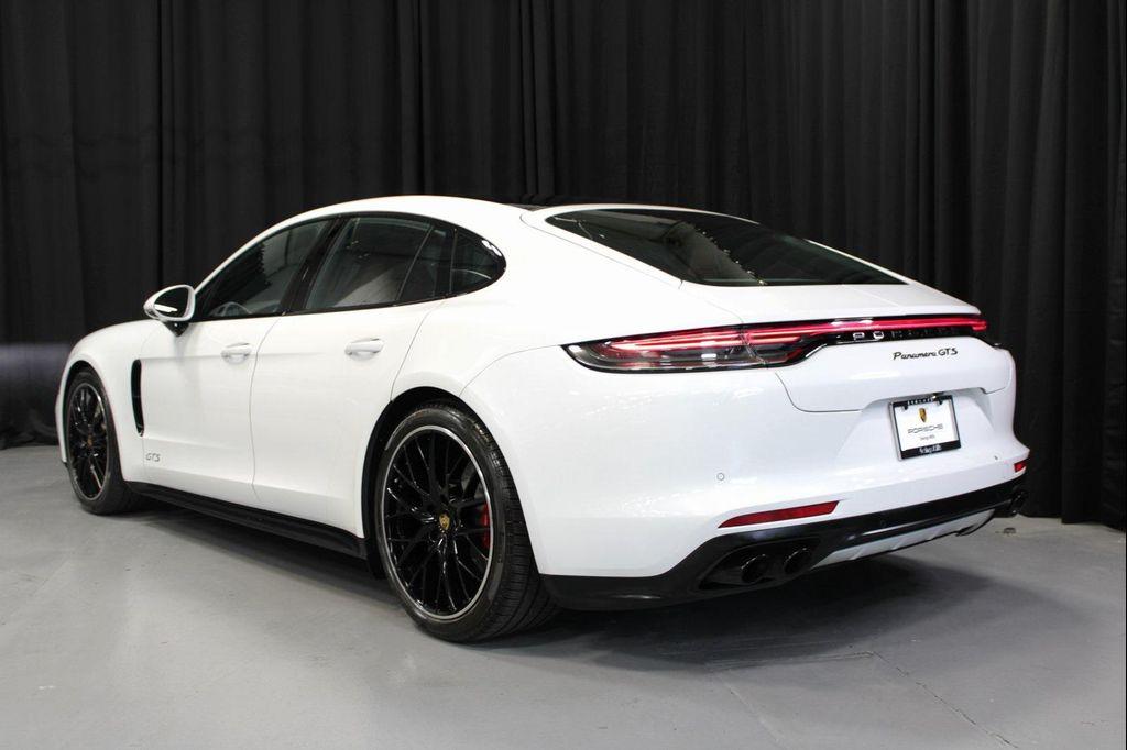 used 2022 Porsche Panamera car