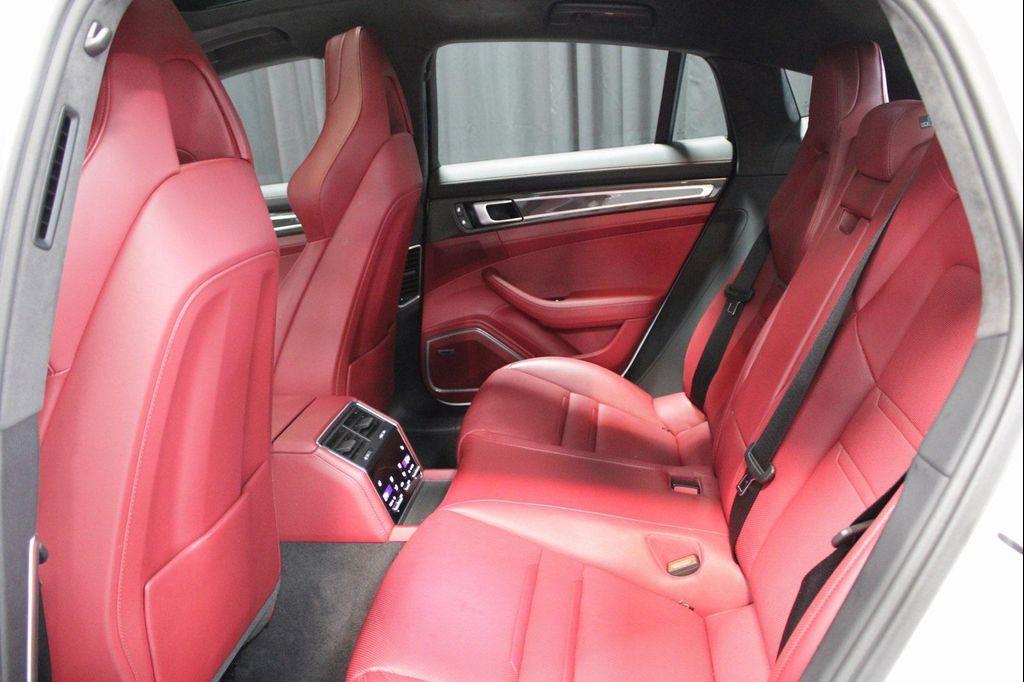 used 2022 Porsche Panamera car