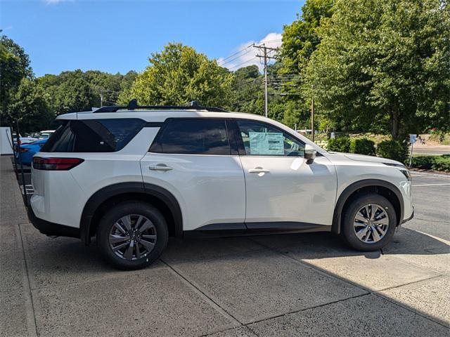 new 2024 Nissan Pathfinder car, priced at $44,135