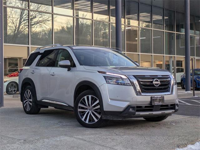 used 2022 Nissan Pathfinder car, priced at $34,990