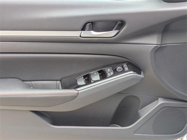 new 2025 Nissan Altima car, priced at $34,100