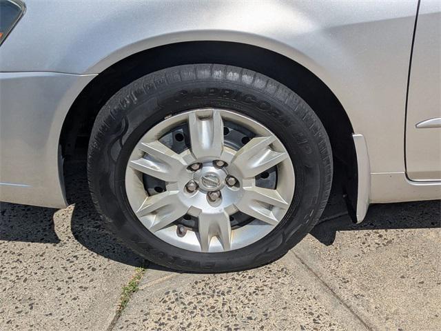 used 2005 Nissan Altima car, priced at $6,700