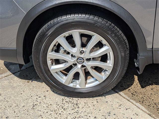used 2022 Nissan Rogue Sport car, priced at $20,990
