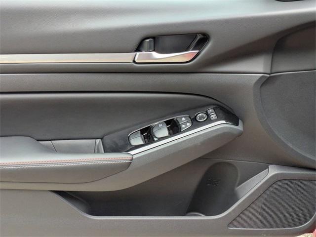 new 2025 Nissan Altima car, priced at $34,190