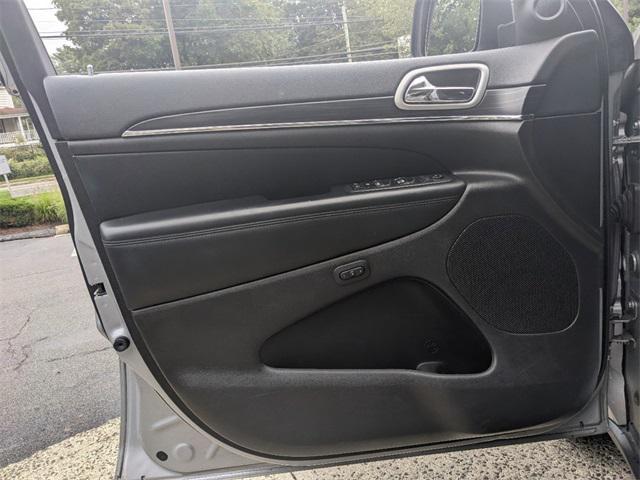 used 2020 Jeep Grand Cherokee car, priced at $18,555