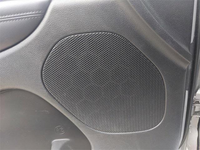 used 2020 Jeep Grand Cherokee car, priced at $18,555