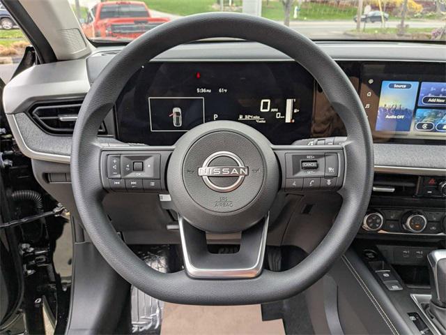 new 2025 Nissan Kicks car, priced at $28,680