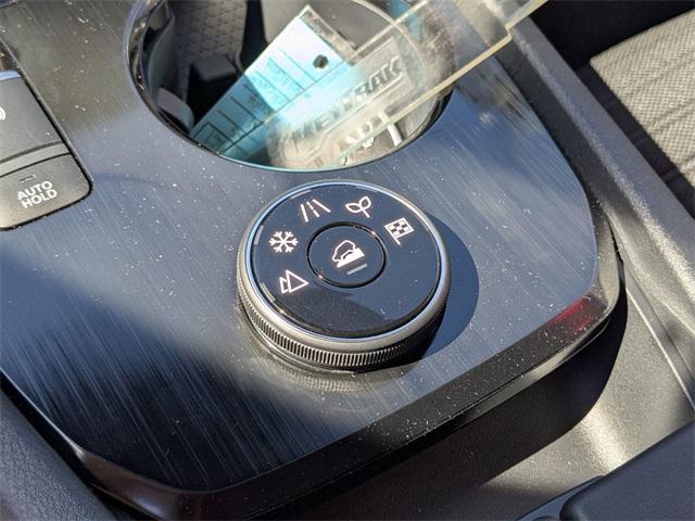 new 2025 Nissan Rogue car