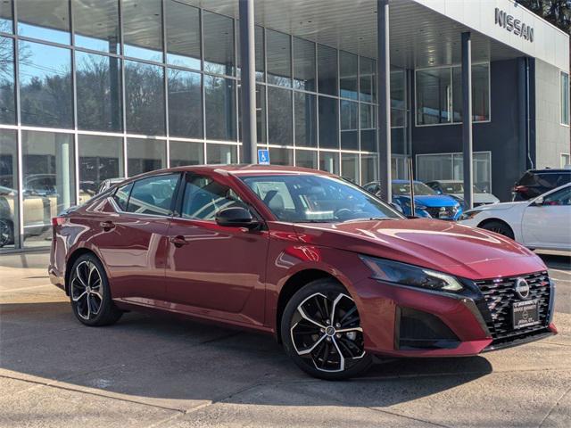 new 2025 Nissan Altima car, priced at $34,190