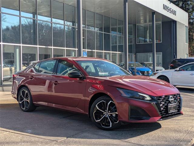 new 2025 Nissan Altima car, priced at $34,190