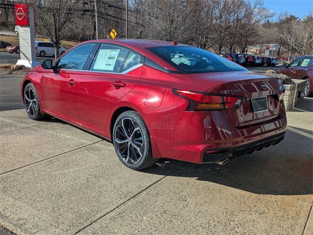 new 2025 Nissan Altima car, priced at $34,190