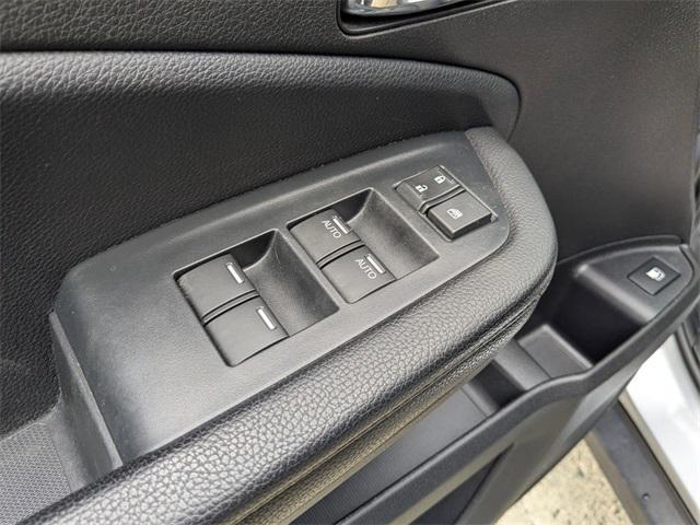 used 2022 Honda Pilot car, priced at $25,996