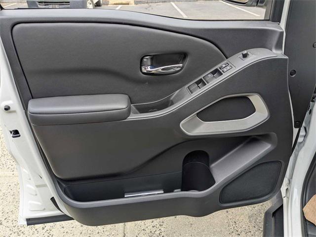 new 2025 Nissan Frontier car, priced at $44,060