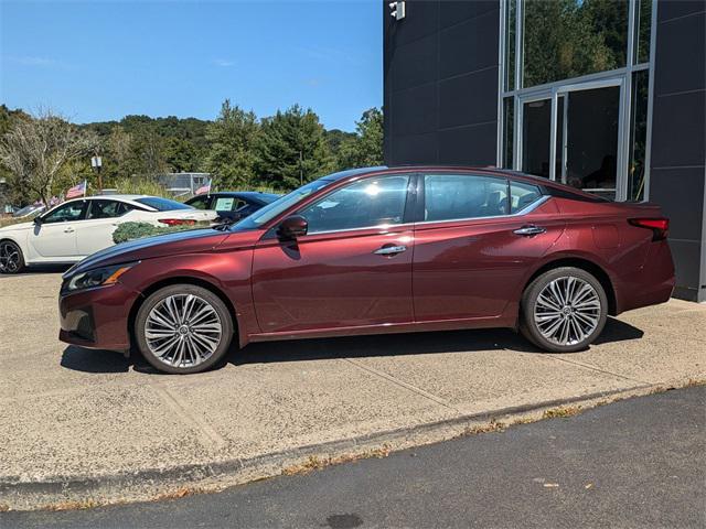 used 2023 Nissan Altima car, priced at $24,790