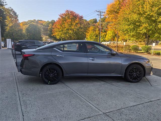 new 2025 Nissan Altima car, priced at $31,965