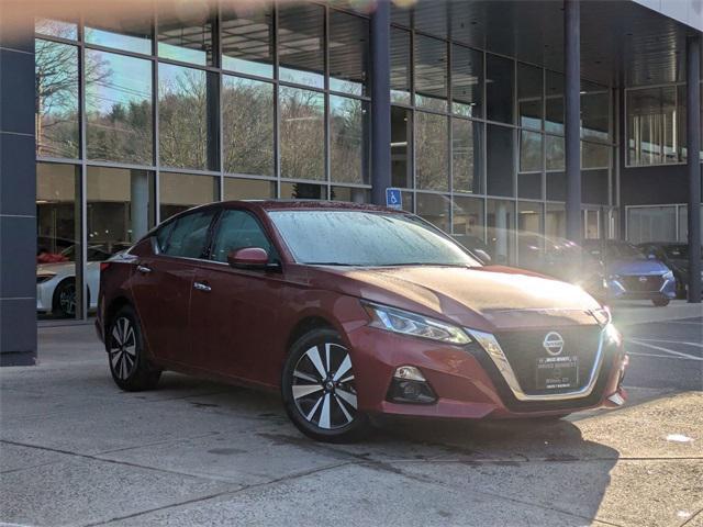 used 2022 Nissan Altima car, priced at $22,980