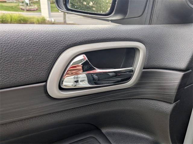 used 2022 Jeep Grand Cherokee car, priced at $26,390