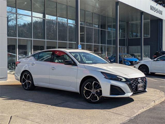 new 2025 Nissan Altima car, priced at $34,190