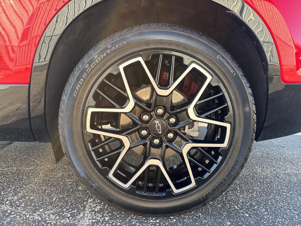 used 2024 Chevrolet Blazer car, priced at $31,997