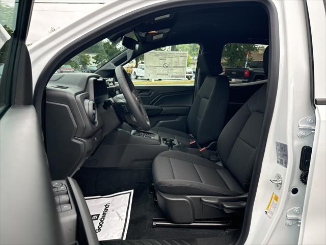 new 2024 Chevrolet Colorado car, priced at $31,500