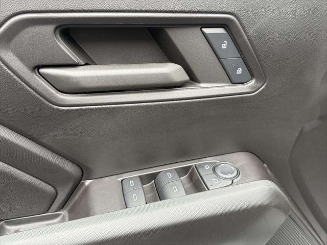 new 2024 Chevrolet Colorado car, priced at $31,500