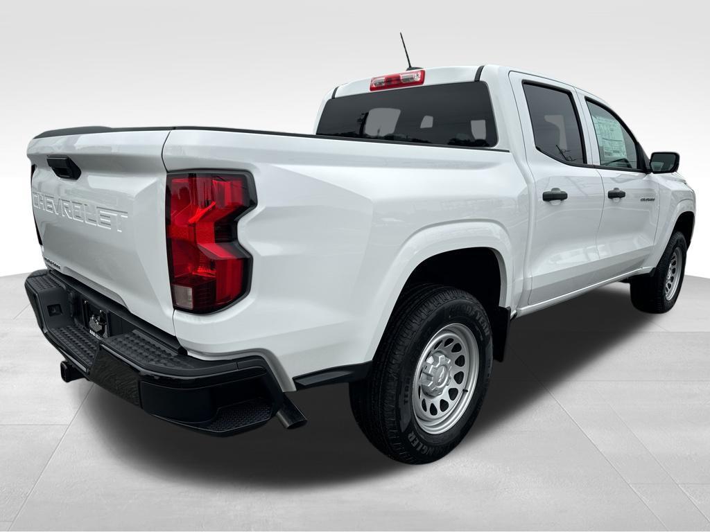 new 2024 Chevrolet Colorado car, priced at $30,999