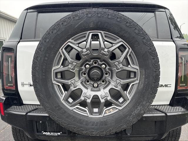 used 2025 GMC HUMMER EV SUV car, priced at $85,000