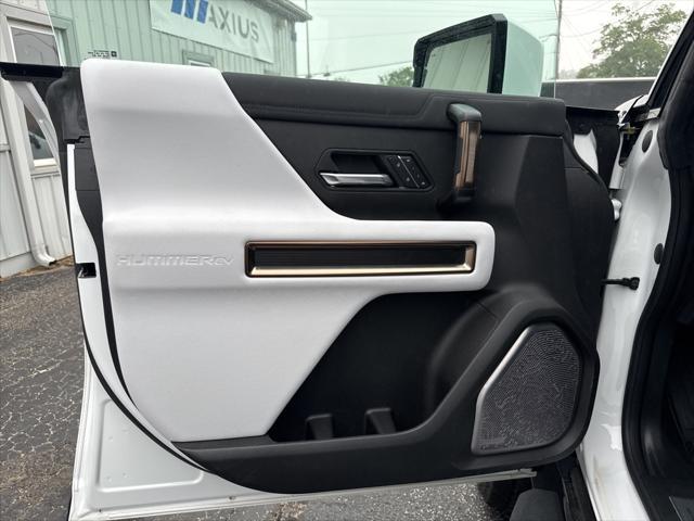 used 2025 GMC HUMMER EV SUV car, priced at $85,000