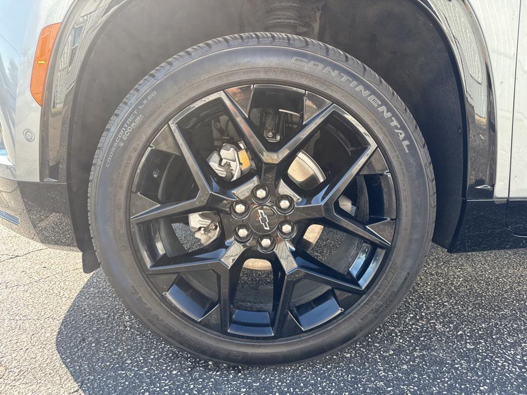 used 2024 Chevrolet Traverse car, priced at $51,999