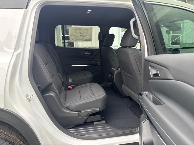 new 2025 Chevrolet Traverse car, priced at $41,437