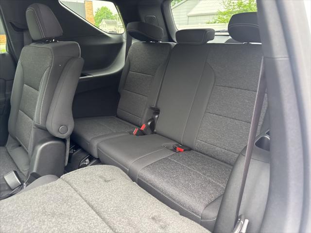 new 2025 Chevrolet Traverse car, priced at $41,437