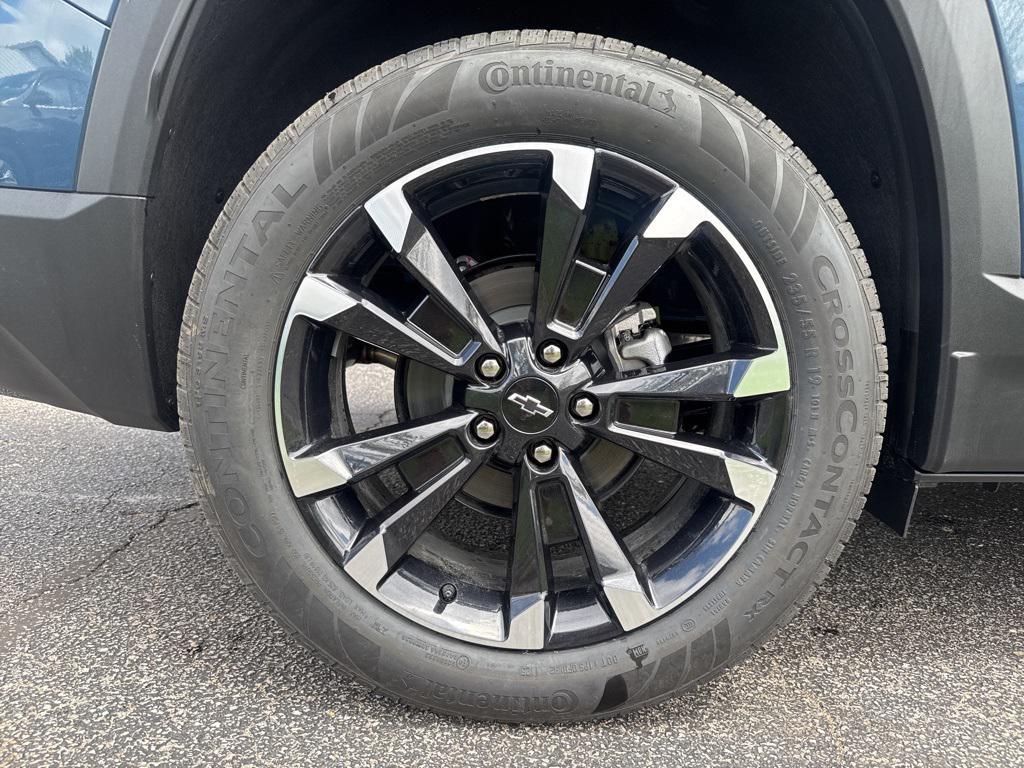 new 2026 Chevrolet Equinox car, priced at $36,116