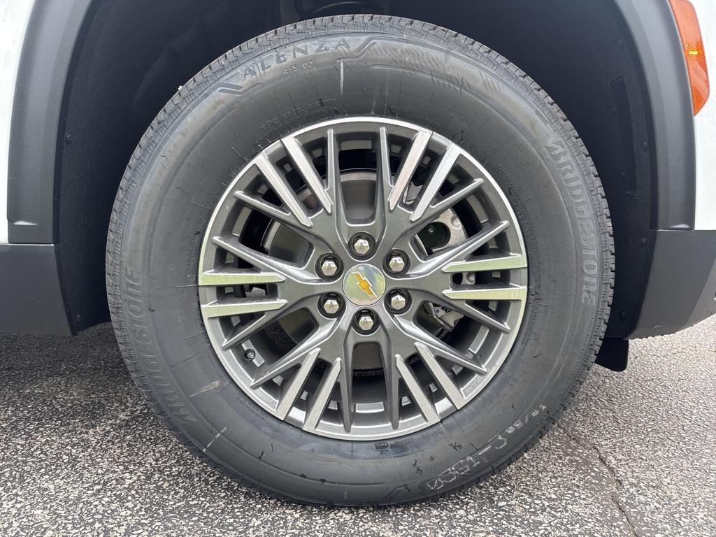 new 2025 Chevrolet Traverse car, priced at $41,999