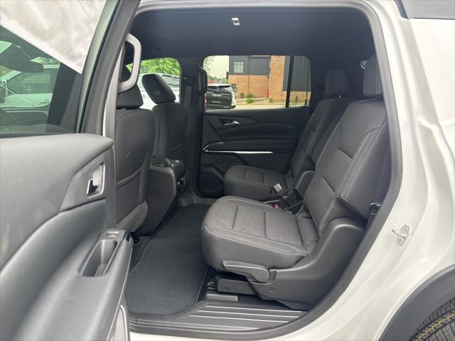 new 2025 Chevrolet Traverse car, priced at $42,195