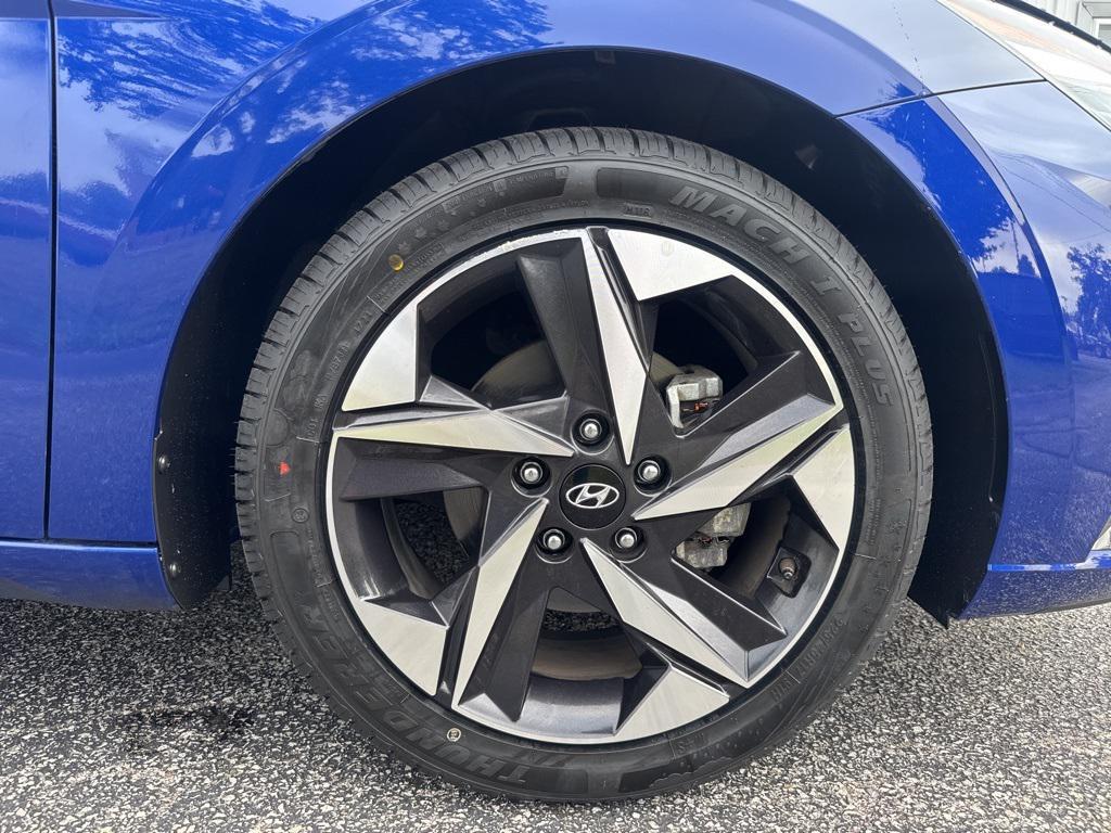 used 2022 Hyundai Elantra car, priced at $19,756