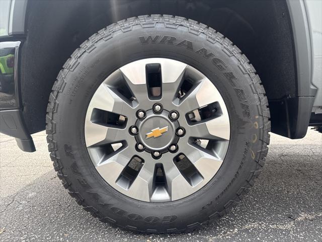 new 2025 Chevrolet Silverado 2500 car, priced at $59,400