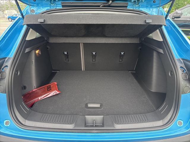 new 2025 Chevrolet Trax car, priced at $26,540
