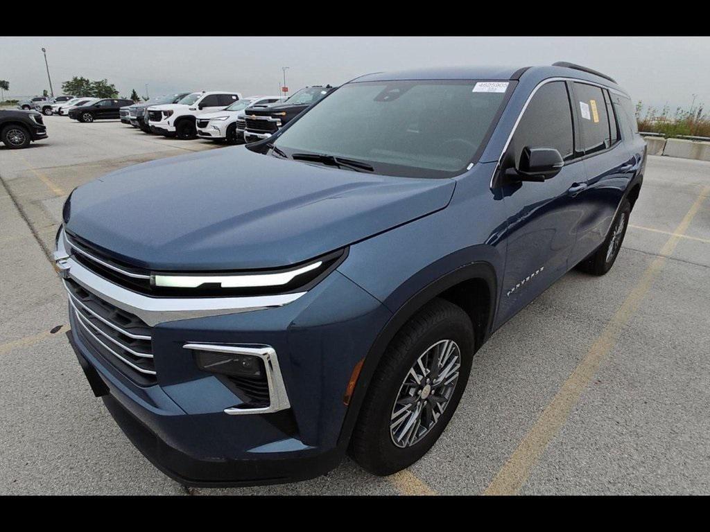 used 2025 Chevrolet Traverse car, priced at $40,986