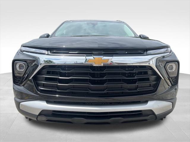 new 2025 Chevrolet TrailBlazer car, priced at $28,080