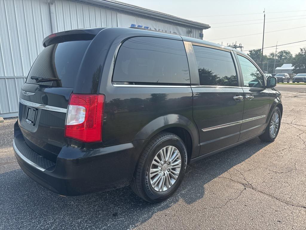 used 2016 Chrysler Town & Country car, priced at $12,294