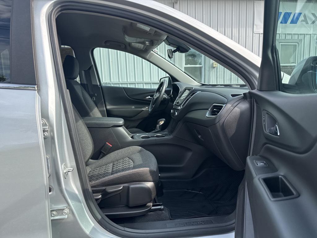 used 2022 Chevrolet Equinox car, priced at $19,996