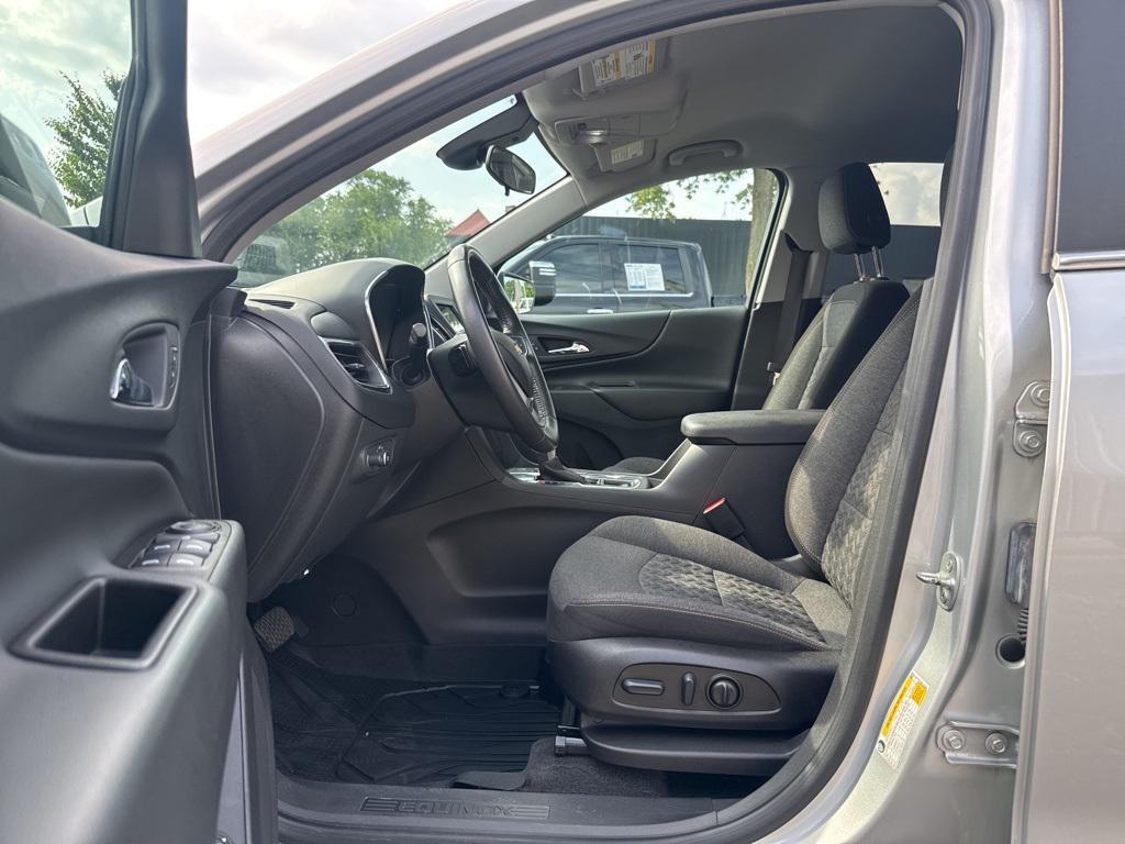 used 2022 Chevrolet Equinox car, priced at $19,996