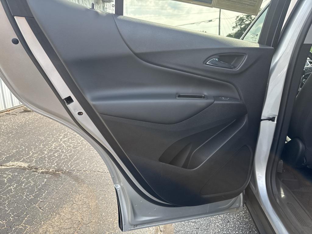 used 2022 Chevrolet Equinox car, priced at $19,996