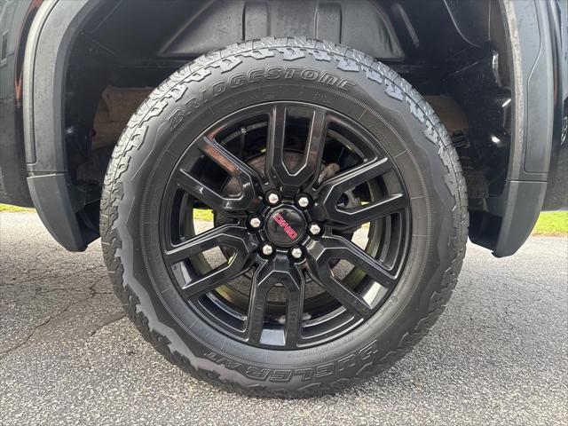 used 2022 GMC Sierra 1500 car, priced at $39,231
