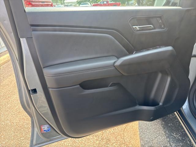 new 2025 Chevrolet Colorado car, priced at $40,390
