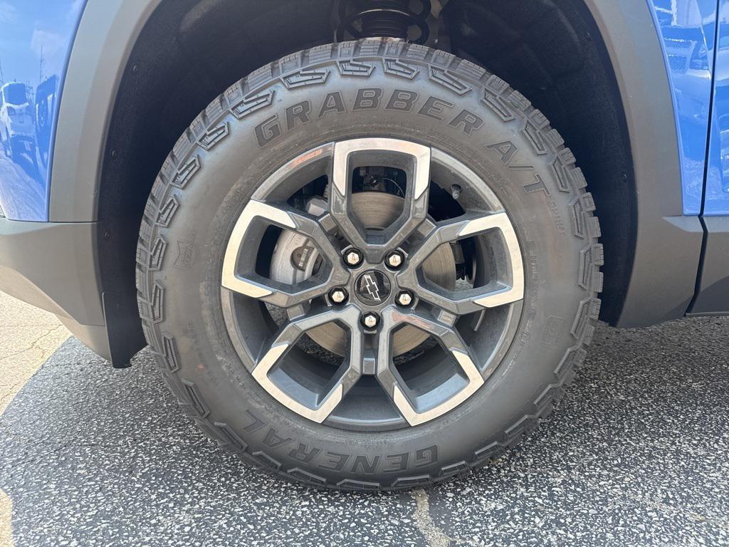 new 2026 Chevrolet Equinox car, priced at $36,968