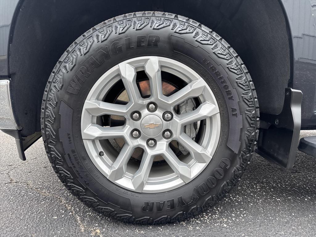 used 2024 Chevrolet Silverado 1500 car, priced at $41,391